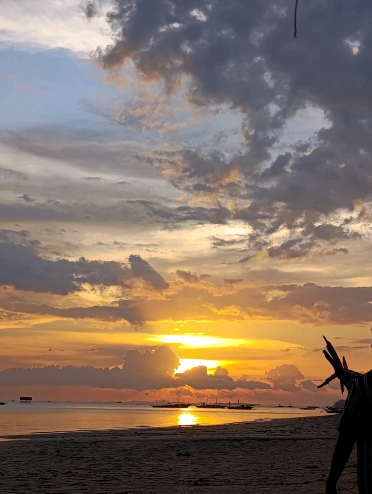 Gambar diunggah dening Aira