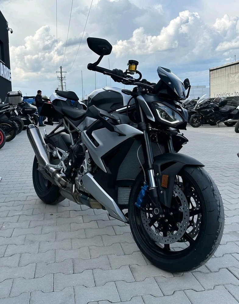 GIF încărcat de Gogo