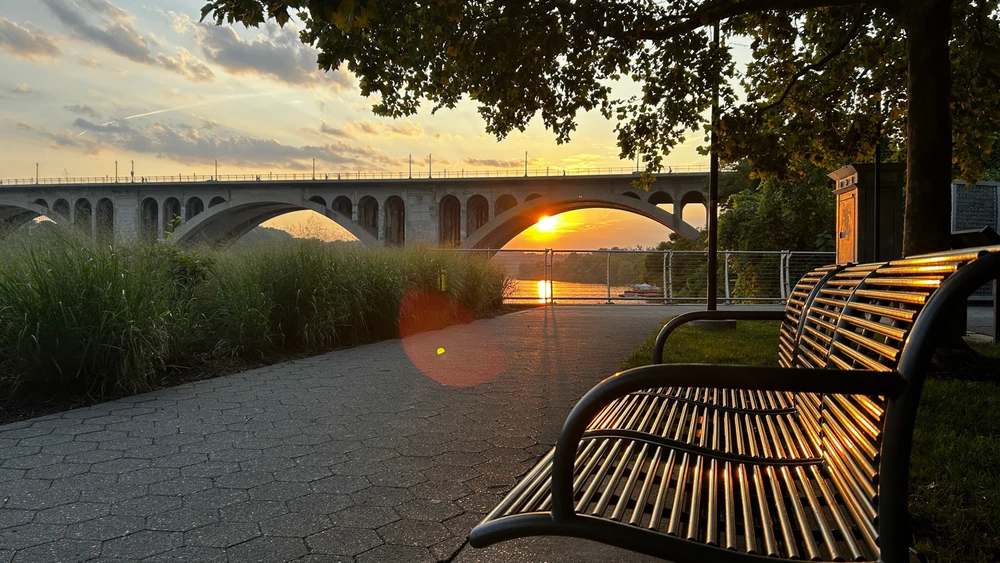 Image uploaded by 9Lou