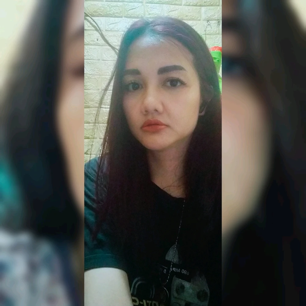 GIF uploaded by Silva Fauzia