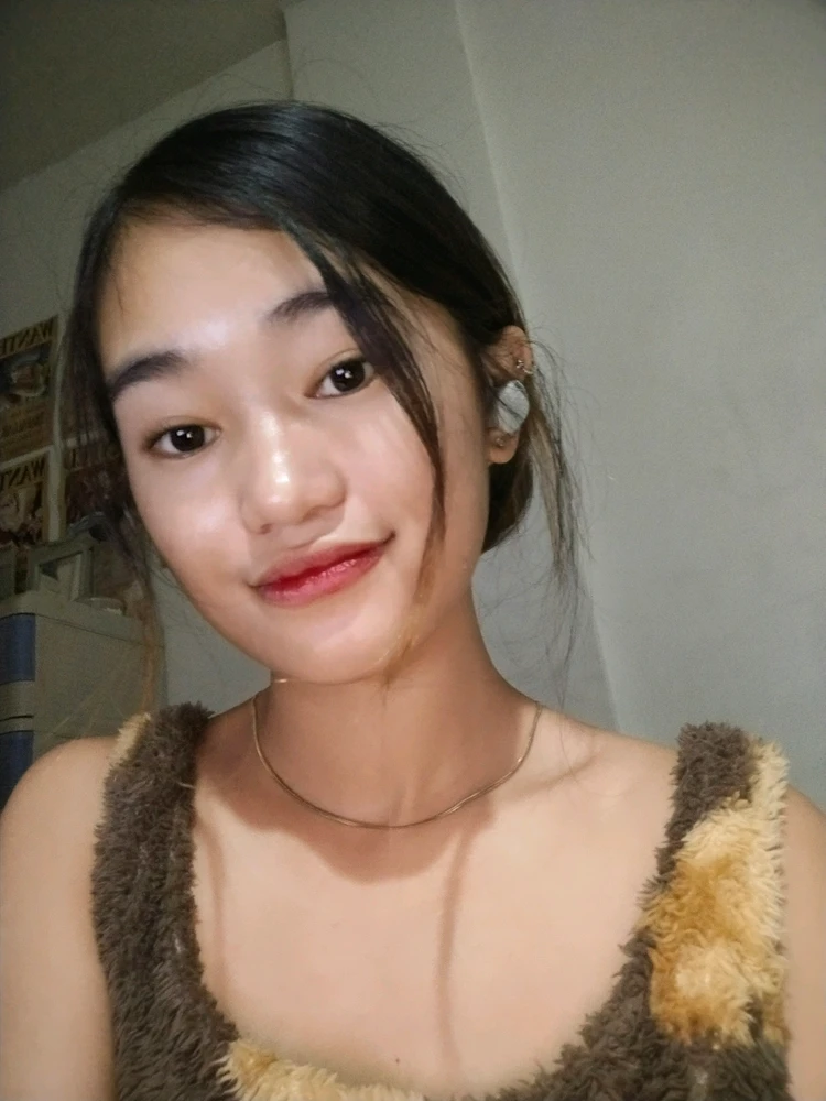 I-upload ni Graysie ang larawan