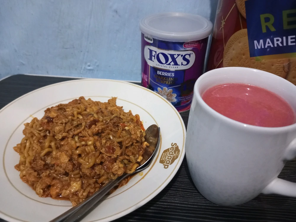 GIF diunggah oleh Vina