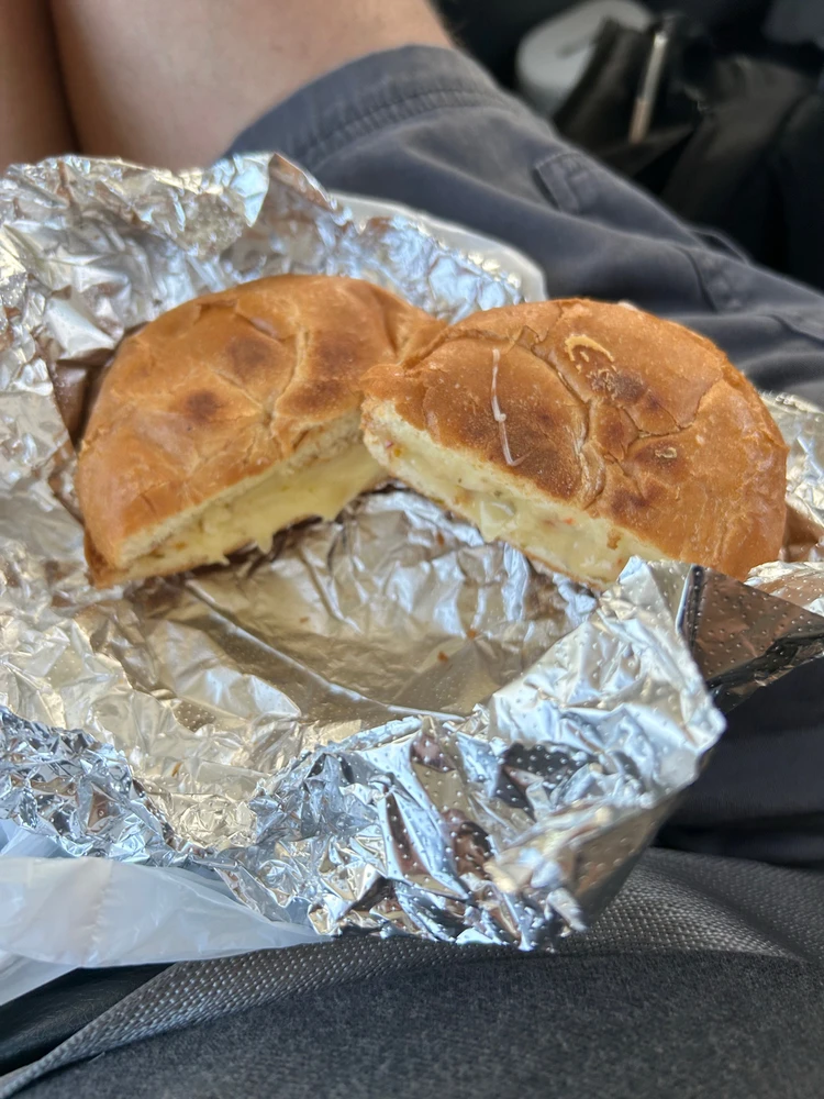 Lunch at Steve’s Place my usual Kaiser roll grilled cheese 🧀 