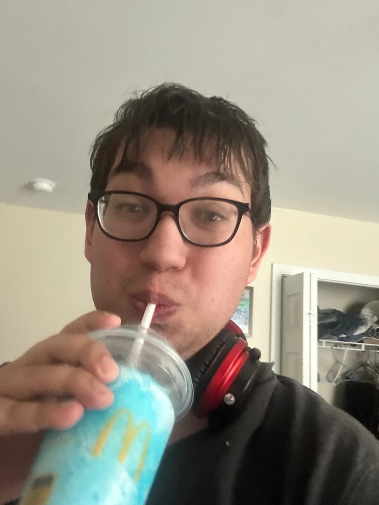 Image uploaded by Jake the artistic autistic baker