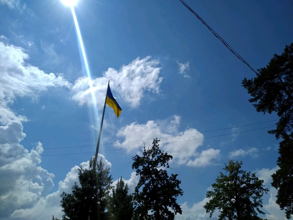 Image uploaded by Black Mirror (⁠◔⁠‿⁠◔⁠)