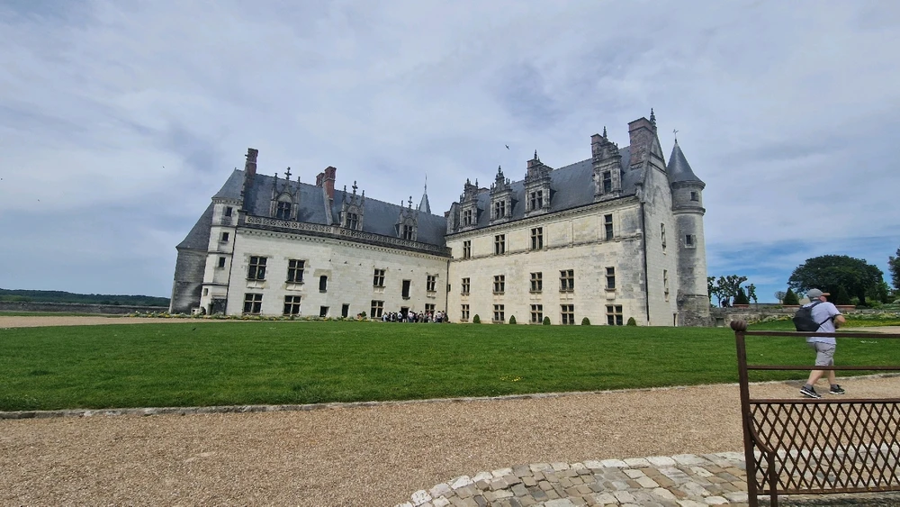 Jour férié, Jour de château !