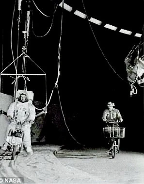 Image uploaded by • A{eye} • M € € •