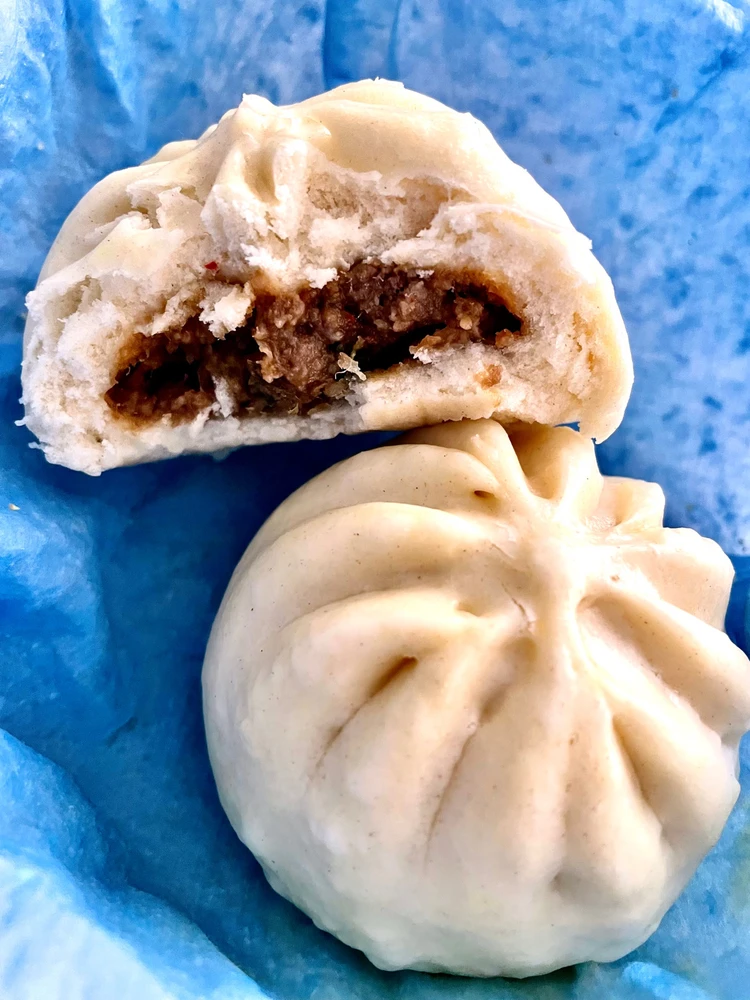 GIF uploaded by • A{eye} • M € € •