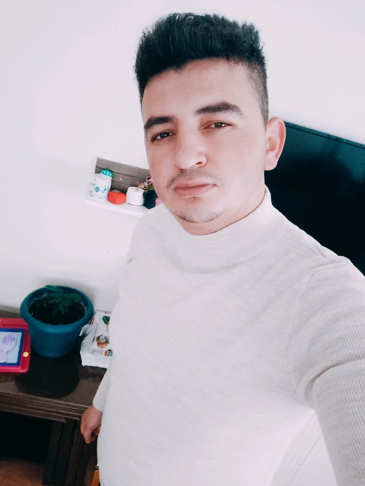 Alpaslan tarafından yüklenen GIF