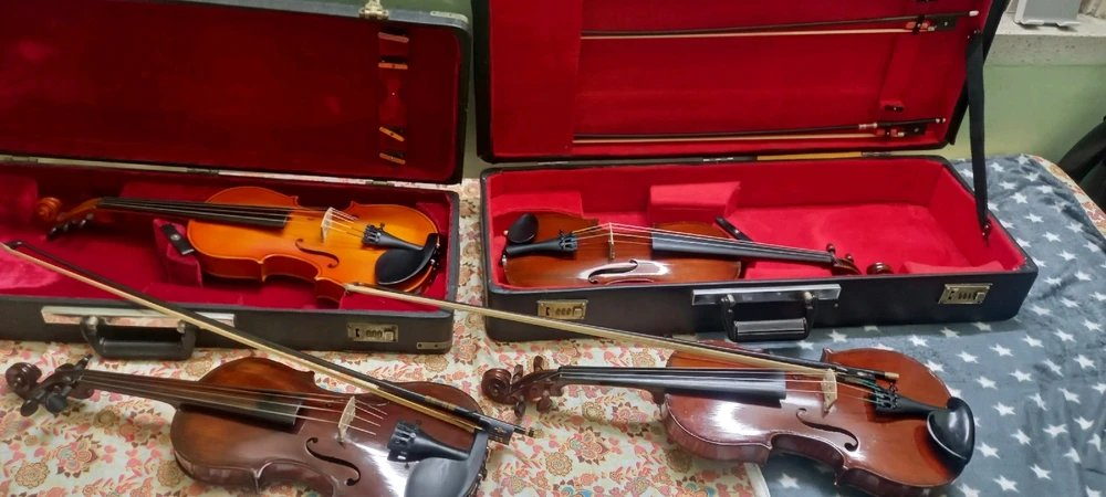 GIF uploaded by Jyotiraditya Roy