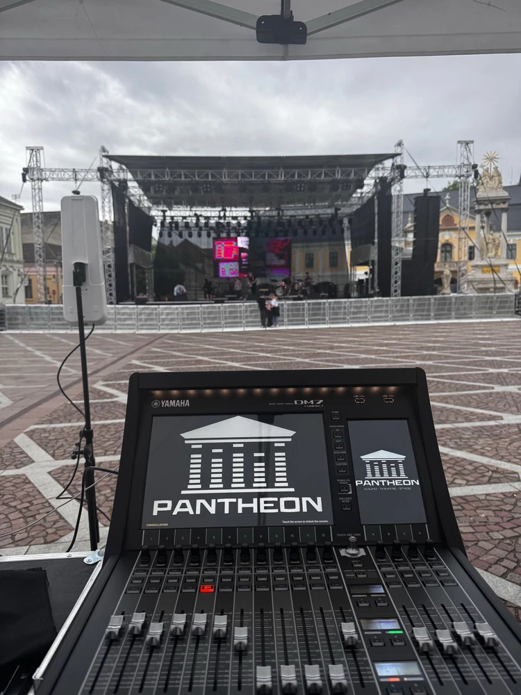 Bence által feltöltött GIF