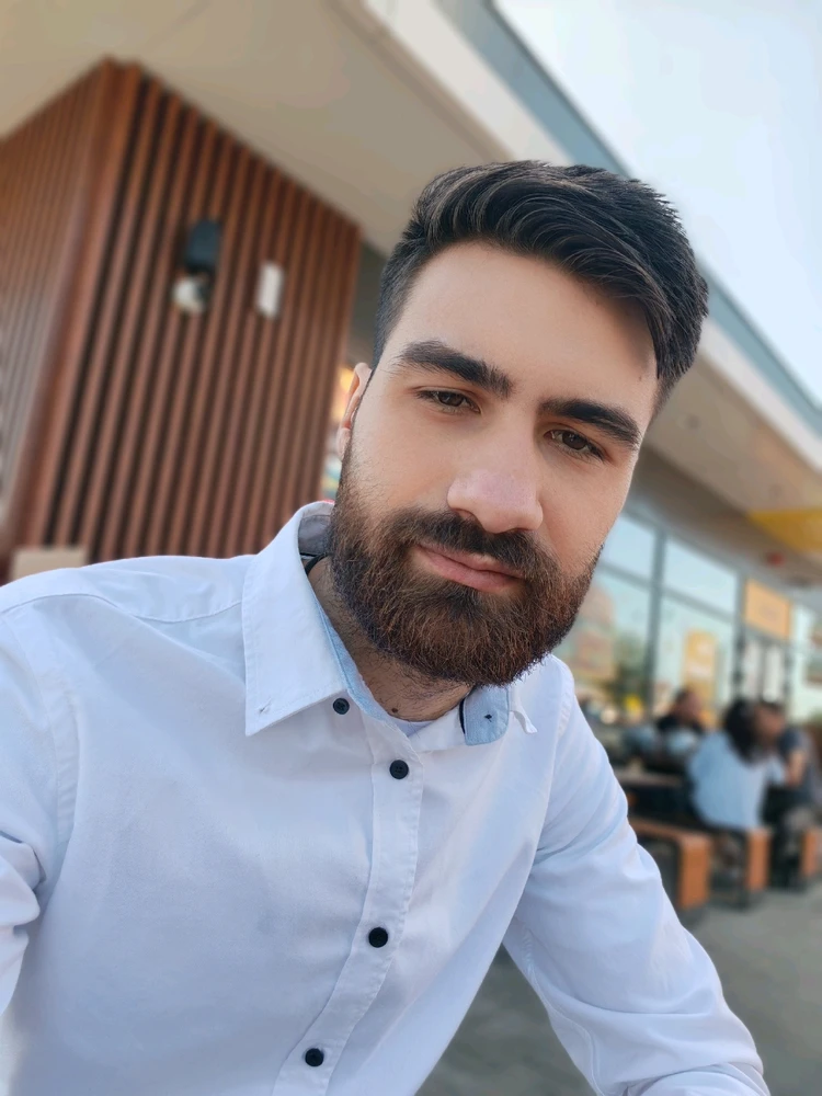 GIF încărcat de Enne