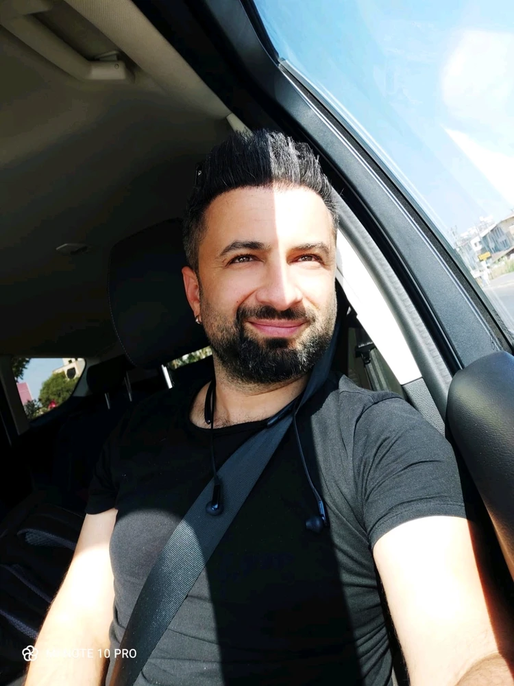 Caglar tarafından yüklenen GIF