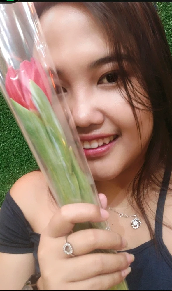 GIF uploaded by Yang