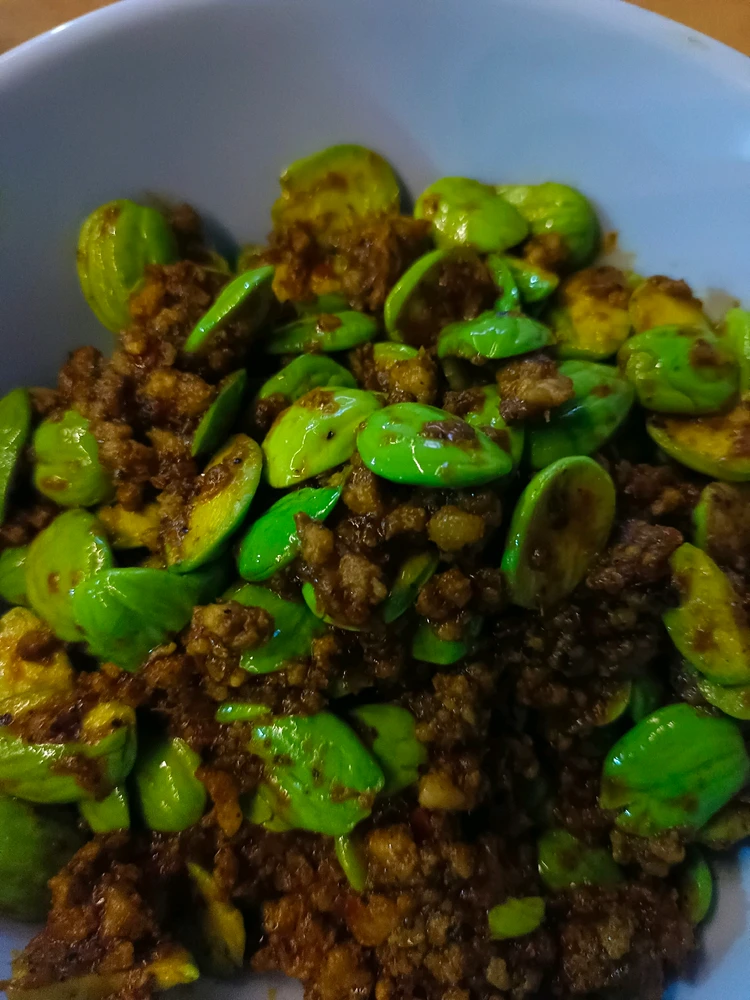 GIF อัปโหลดโดย namna