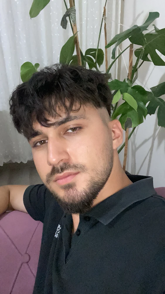 Hakan tarafından yüklenen GIF