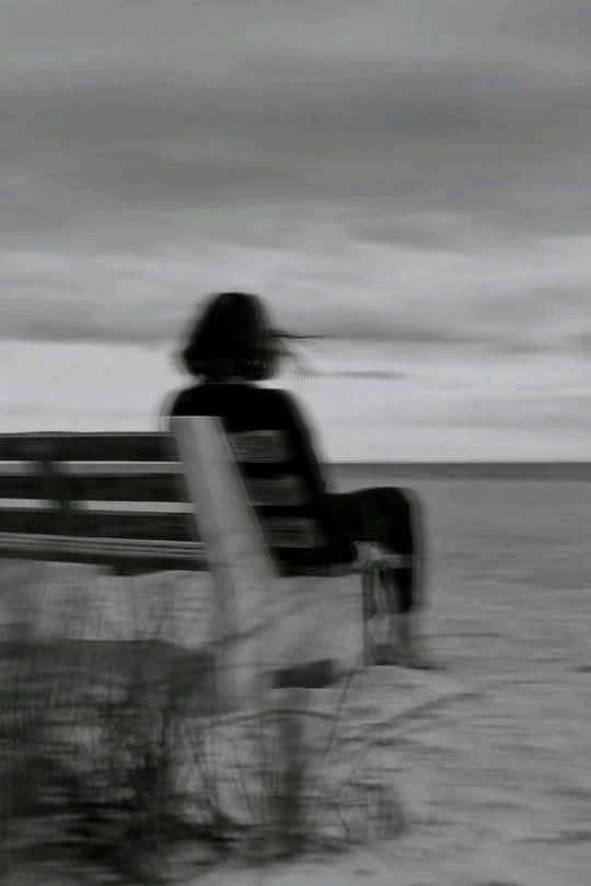 GIF uploaded by ✨🪞 𝓘𝓼𝓵𝓪 🌷🤍