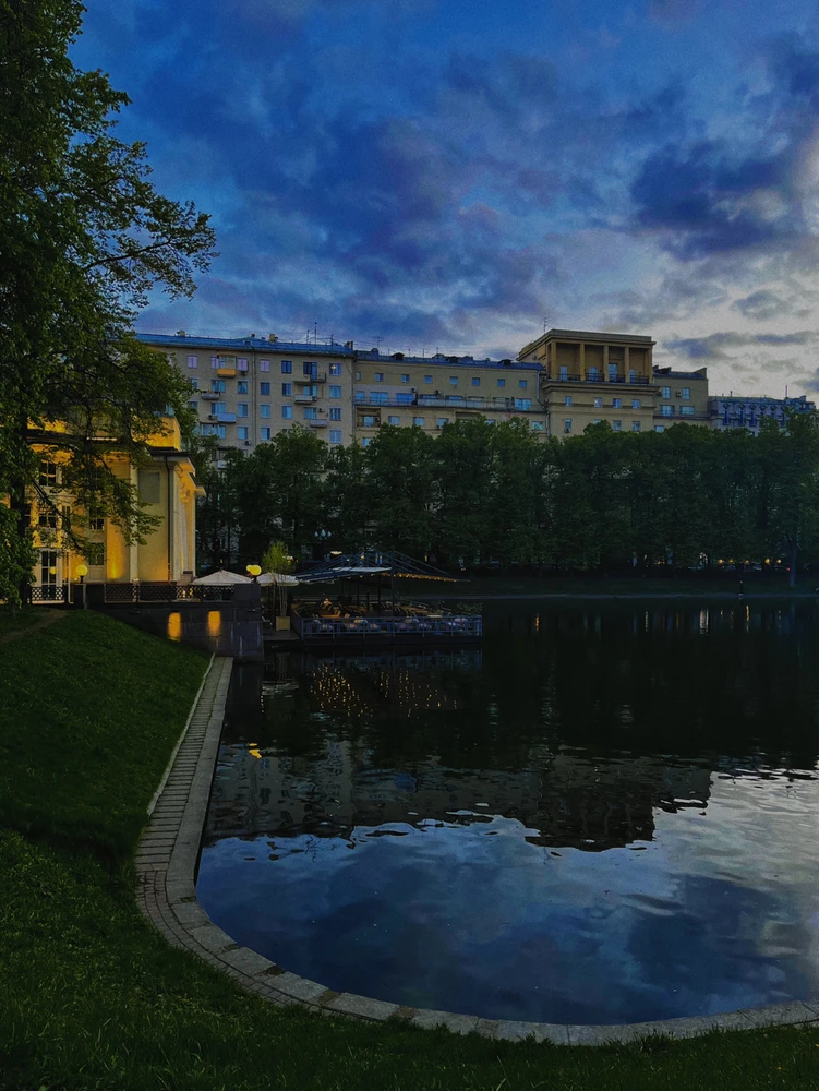 GIF uploaded by Lyubov