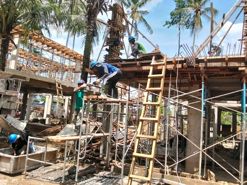 GIF diunggah oleh Reyndra Alfatih