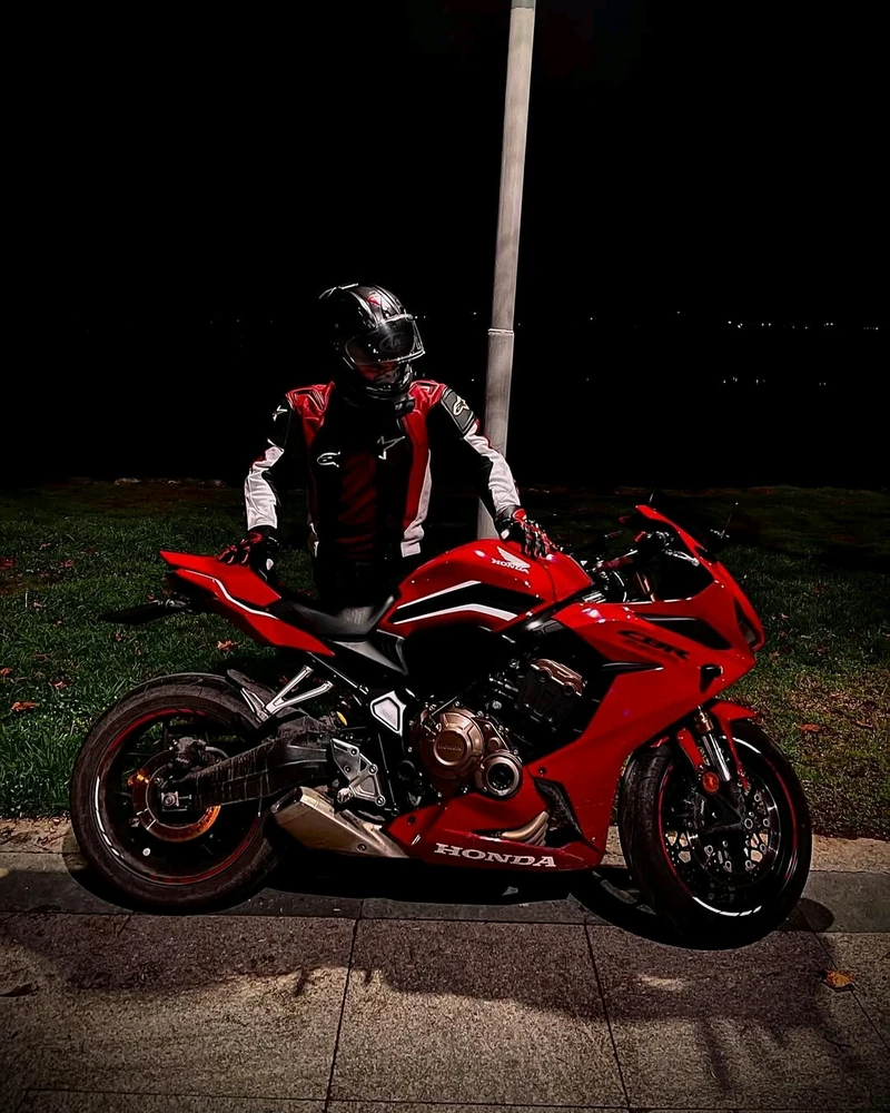 Baymotorcu tarafından yüklenen GIF