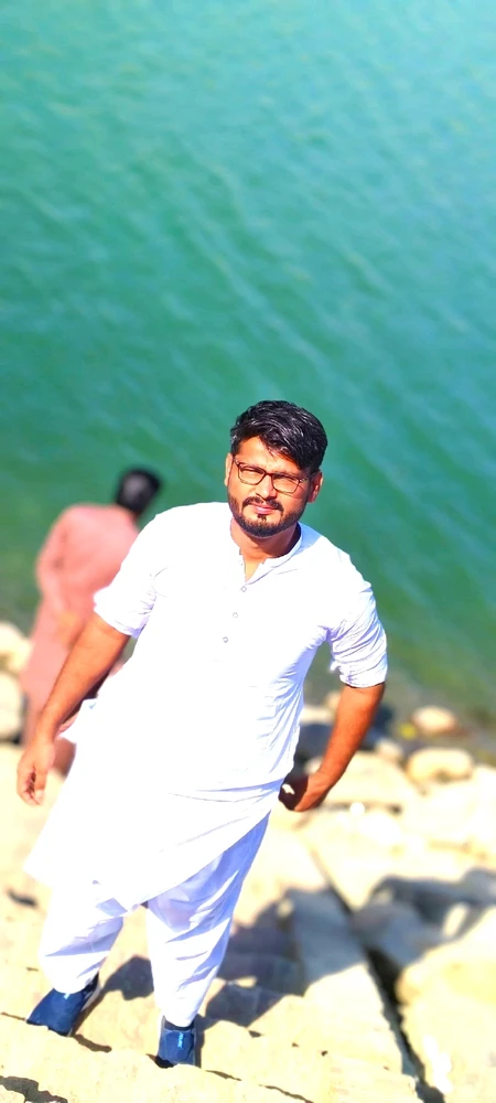 GIF uploaded by Taimoor