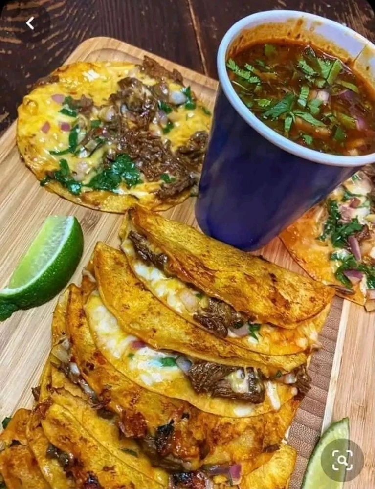 GIF uploaded by ❤ Sophia aka Mango Mami ❤️