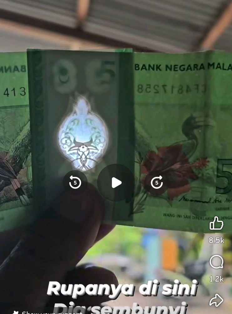 GIF ngarkuar nga Fergie