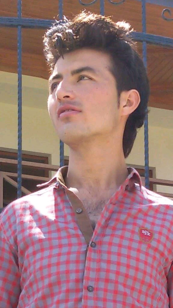 GIF آپلود شده توسط Aziz