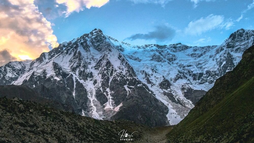 GIF uploaded by Haider
