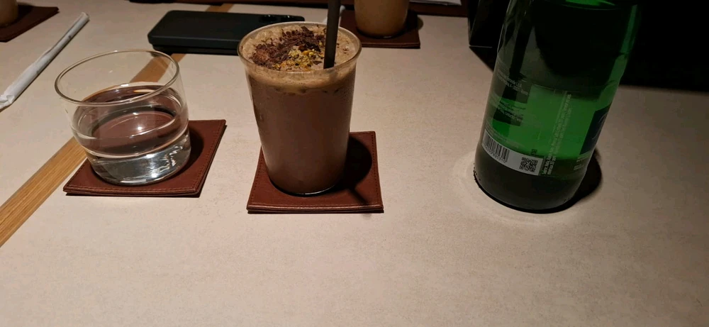 GIF diunggah oleh Shawn