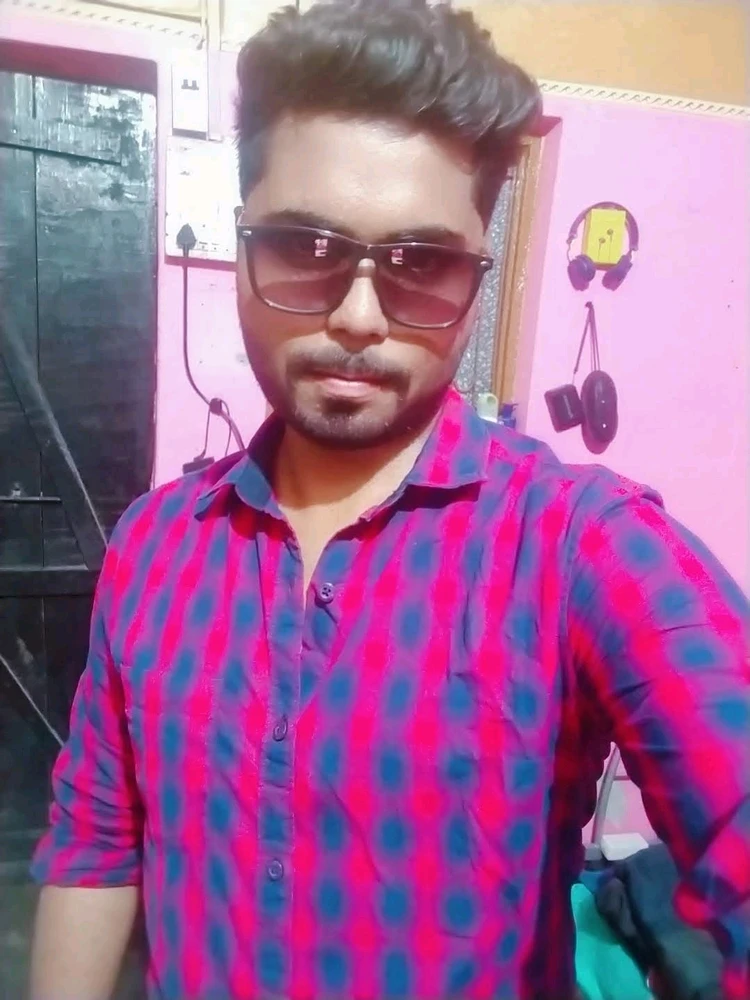 GIF uploaded by Dhruv