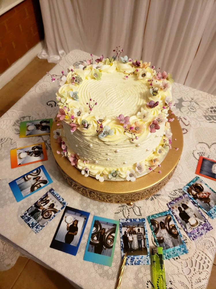 GIF uploaded by A༗🂡⏳