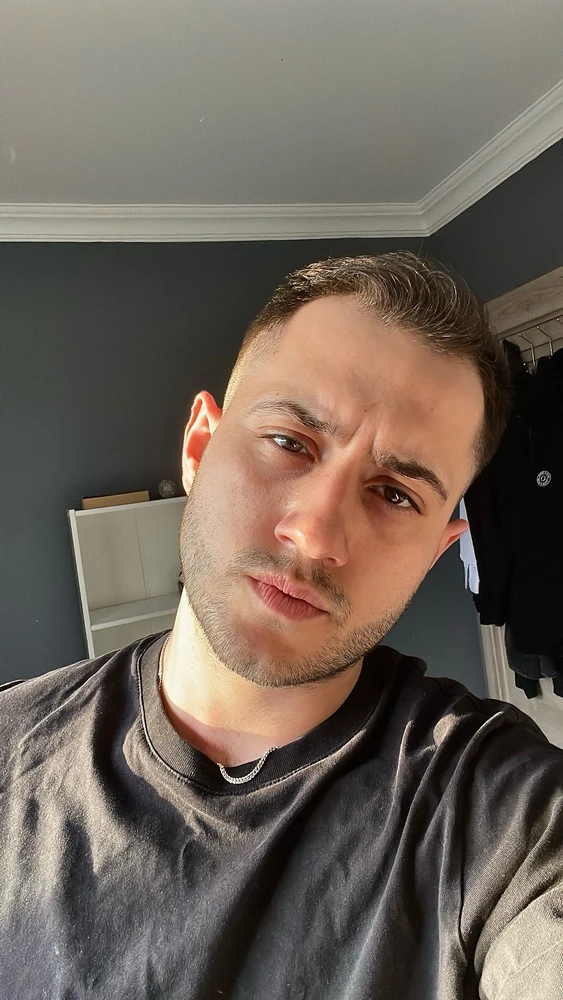 Emirhan tarafından yüklenen GIF