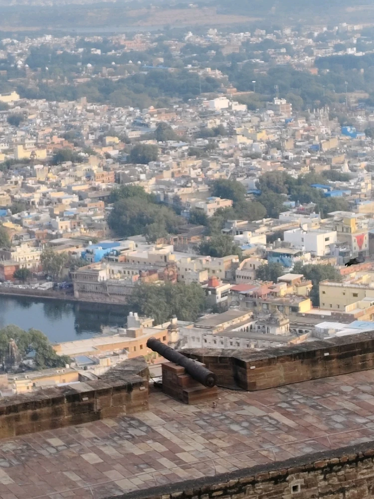 Gambar diunggah dening Bhavishya Singla