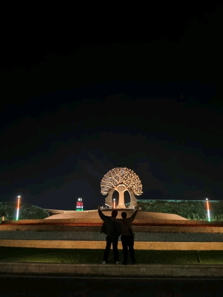 Gambar diunggah dening Bhavishya Singla