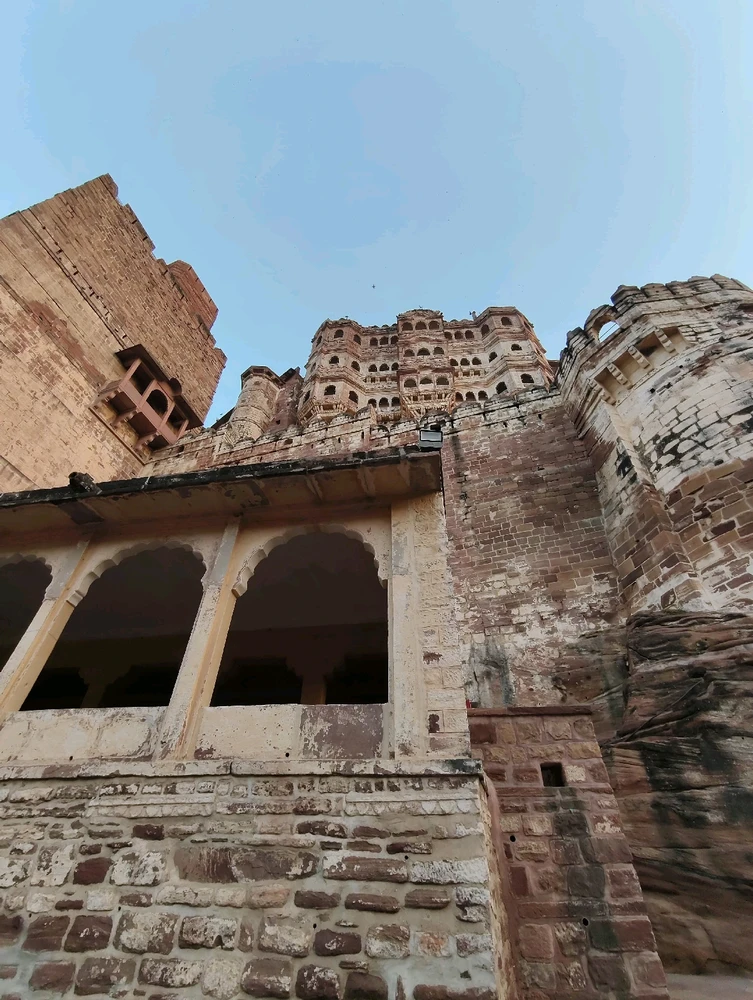 Gambar diunggah dening Bhavishya Singla