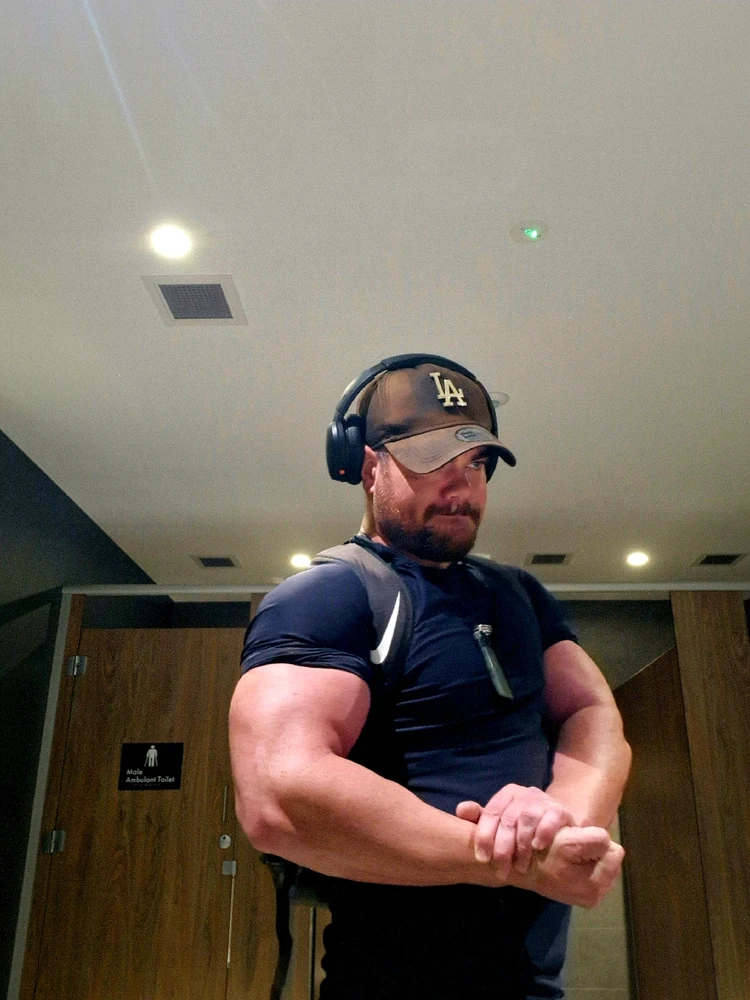 GIF uploaded by Ashton