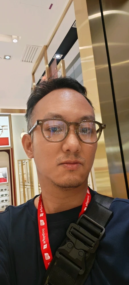 GIF na in-upload ni Miao miao