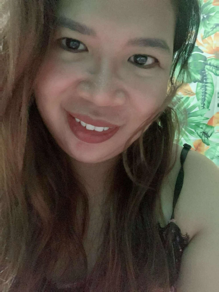 Waiting for someone
Understanding everyone emotion 
But Priorities YOURS 💜💜💜

Read my my bio!Thanks Boo 👻