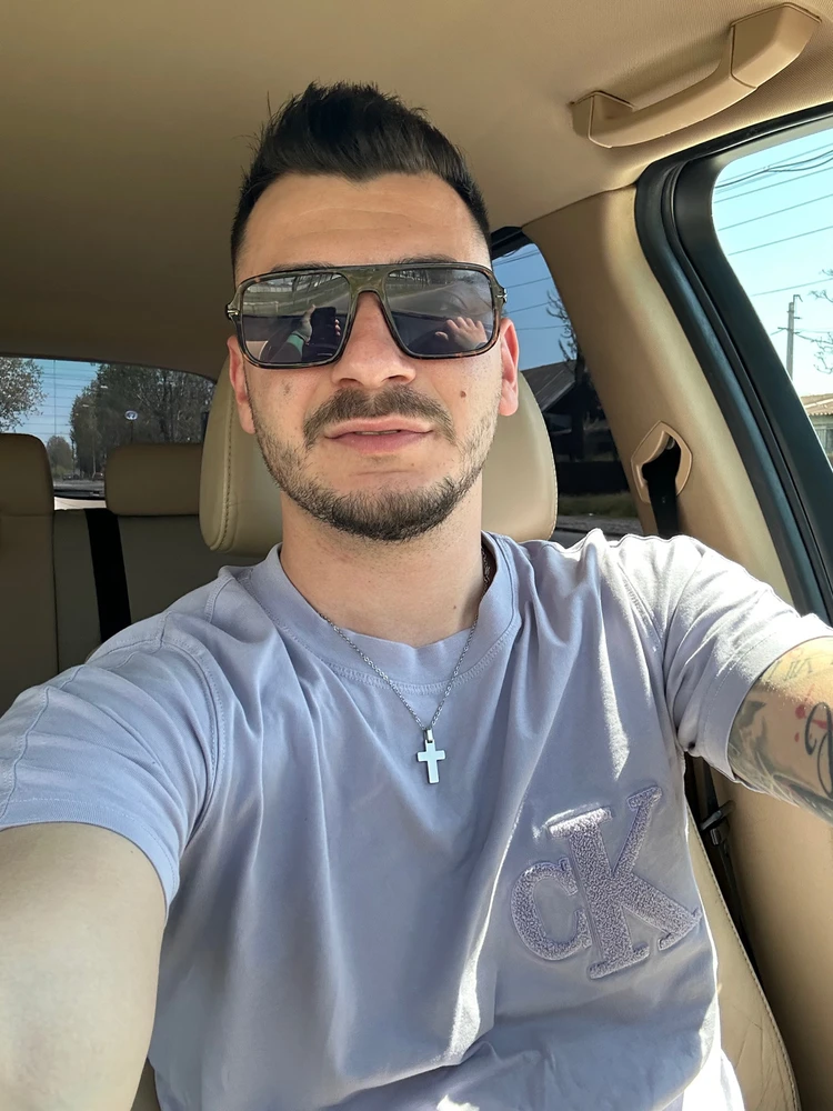 GIF încărcat de Claudiu