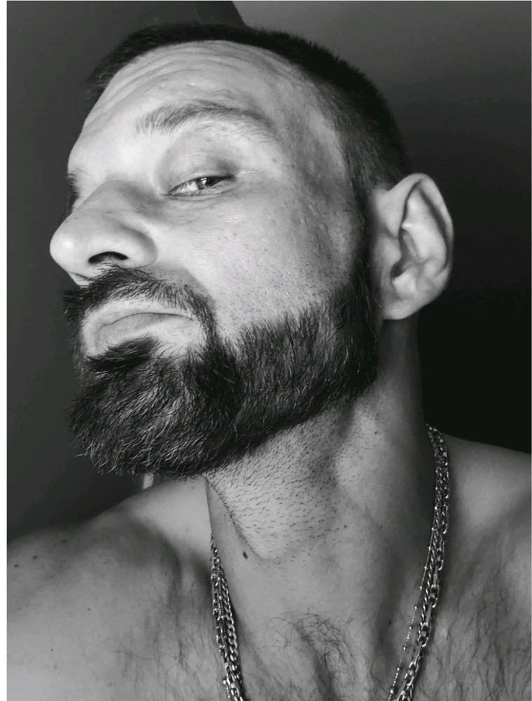 GIF uploaded by MARTIN