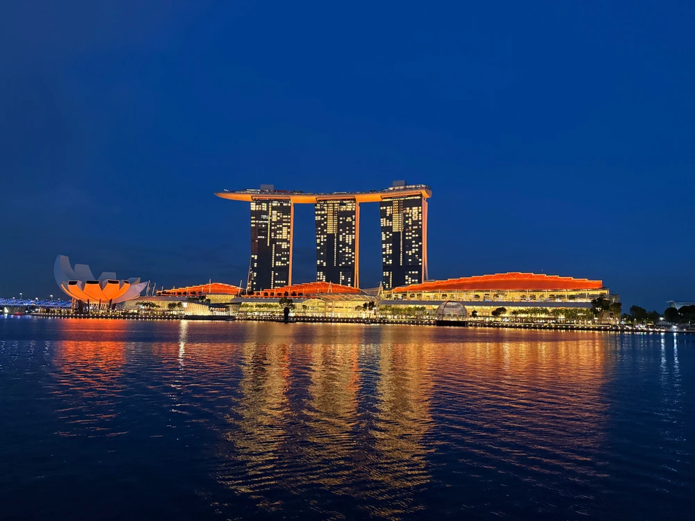 GIF uploaded by Çağdaş