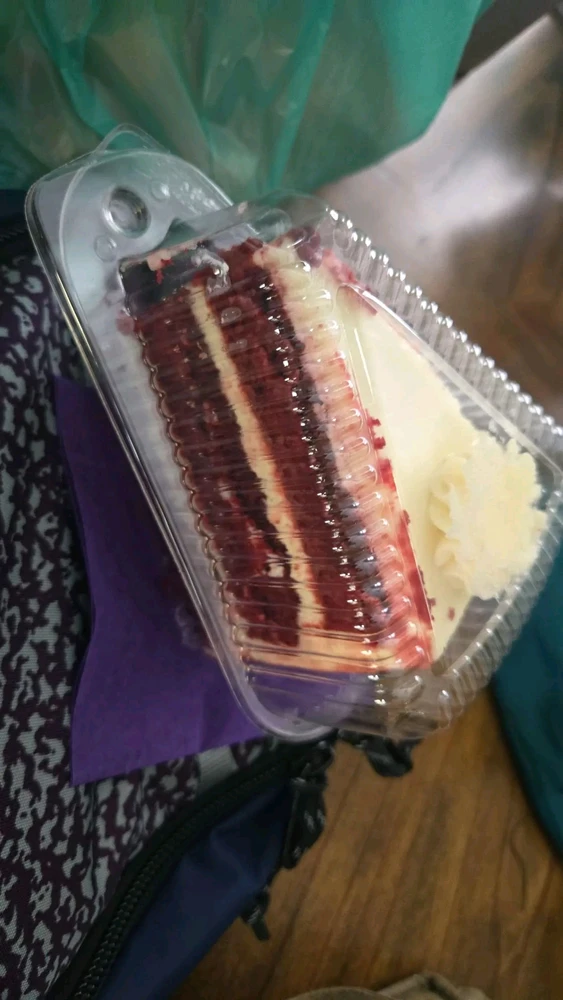 Image uploaded by 🍨𝕊𝕟𝕠𝕨𝕓𝕒𝕝𝕝🍨