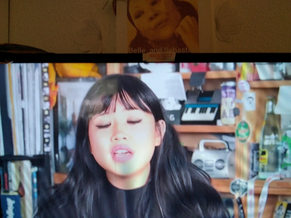 GIF gi-upload ni Lynn