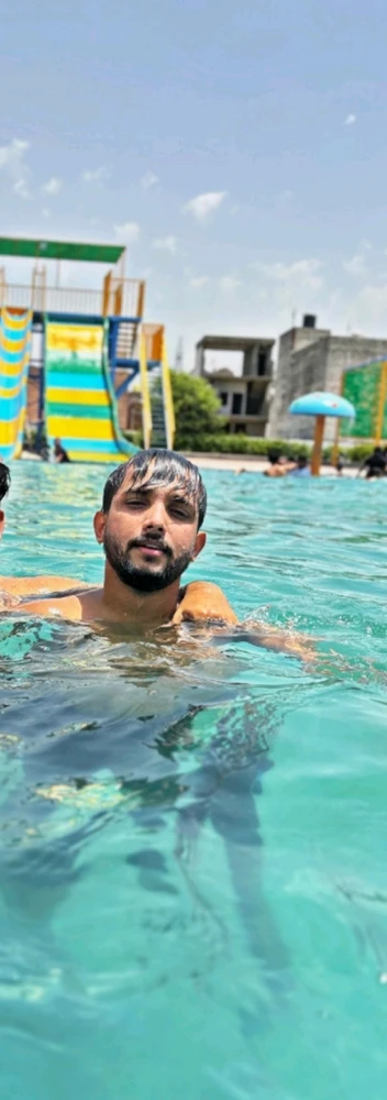 GIF na in-upload ni Rishi Yadav