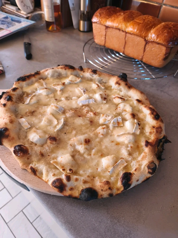 Pizza chèvre miel