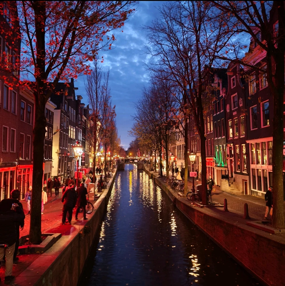 GIF загрузил Евгений