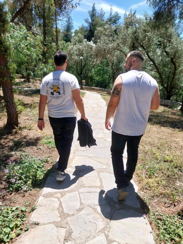 GIF ανέβηκε από Alex