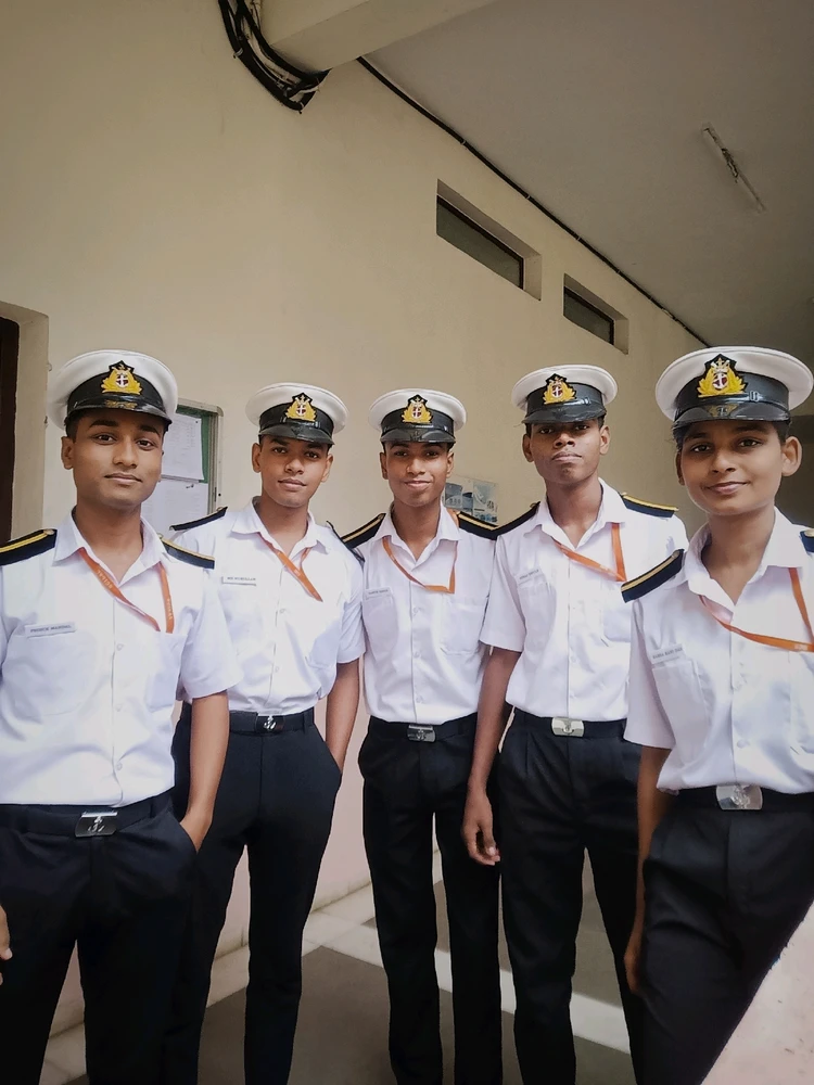 GIF uploaded by NOOR