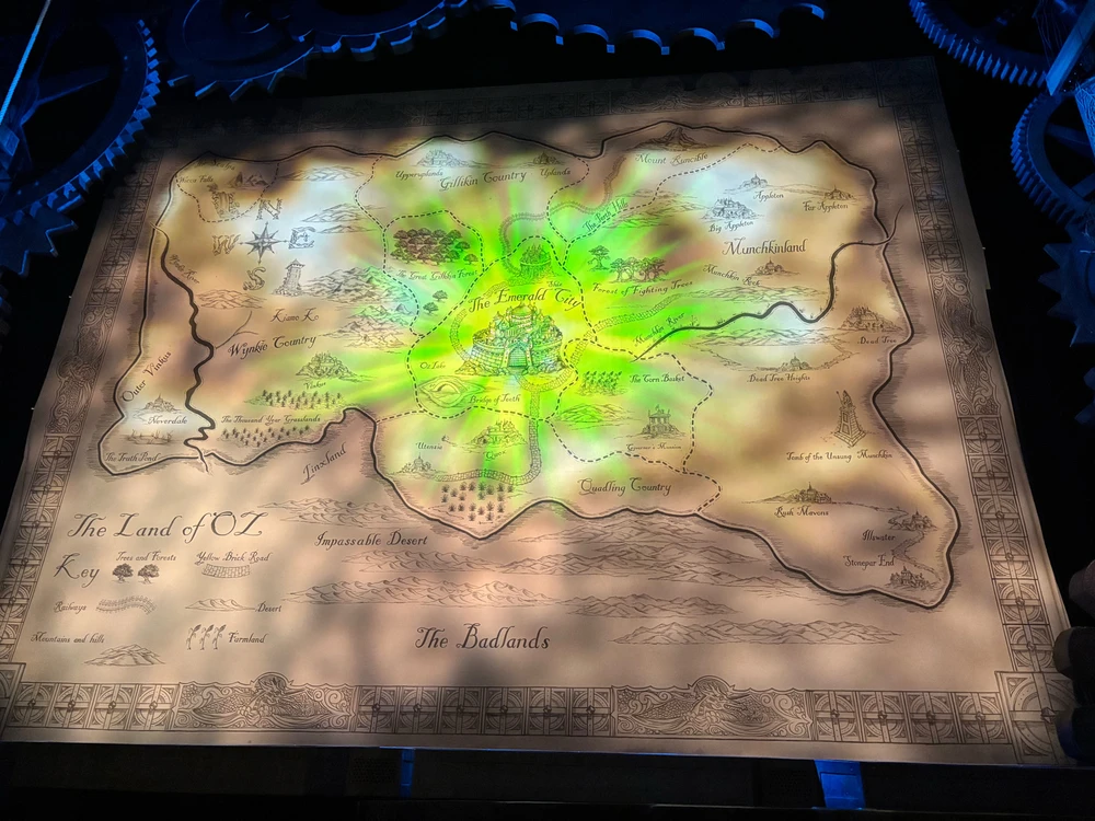 Finally seeing Wicked 💚🩷